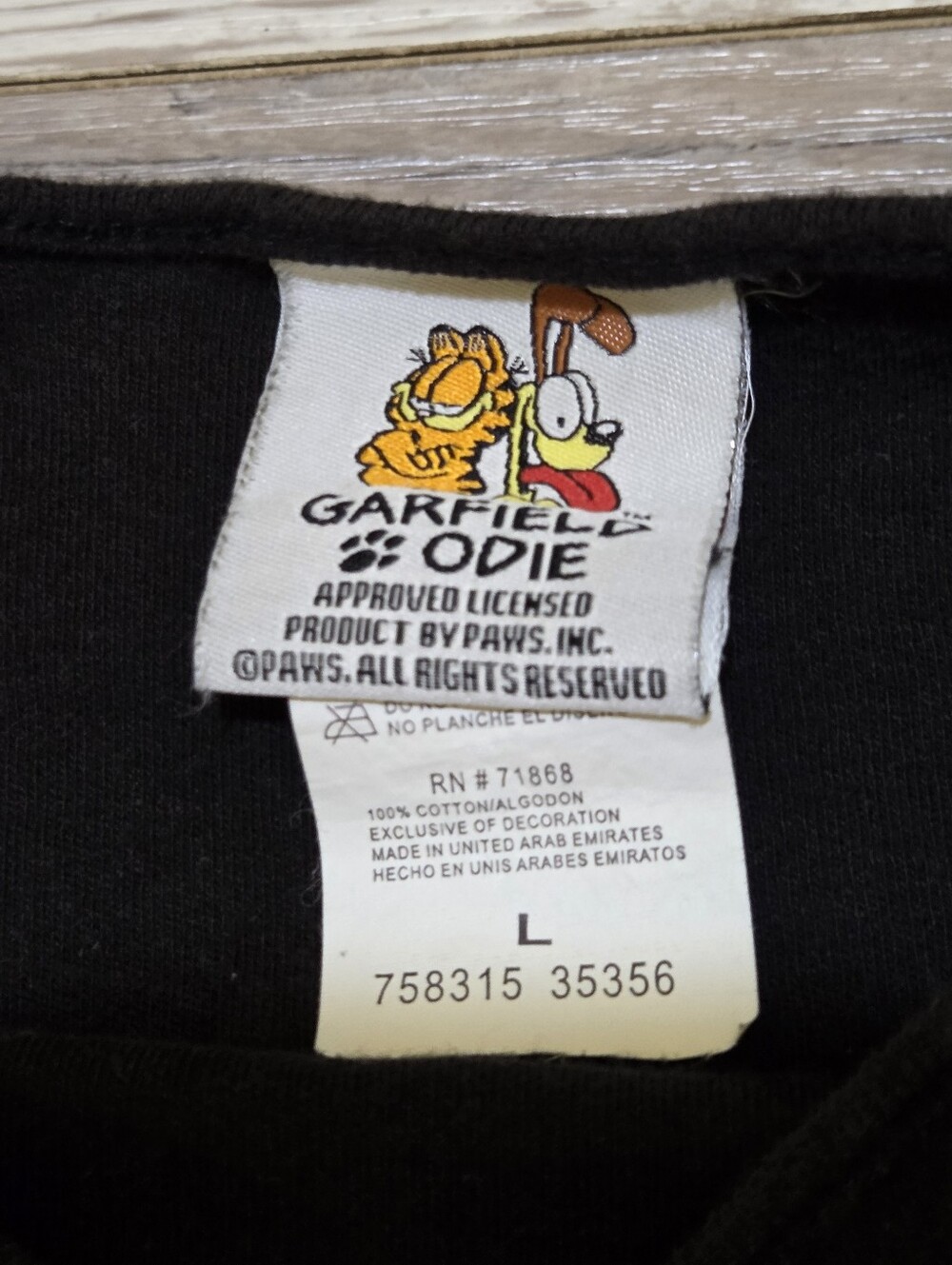 Vintage Garfield & Odie Halloween Long Sleeve Black Cropped Top Size Womens L - Picture 2 of 8